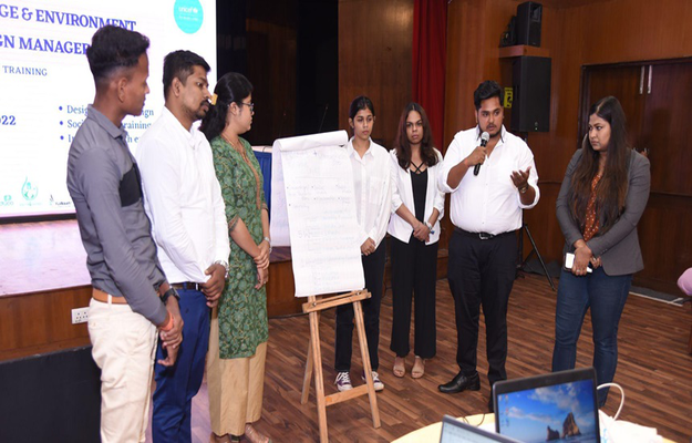 Training Youth To Become Environment Campaign Managers