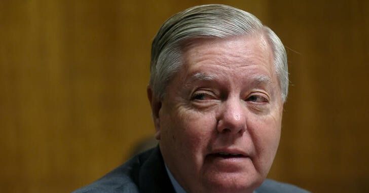 Graham urges Republicans to work with Biden on judicial nominees